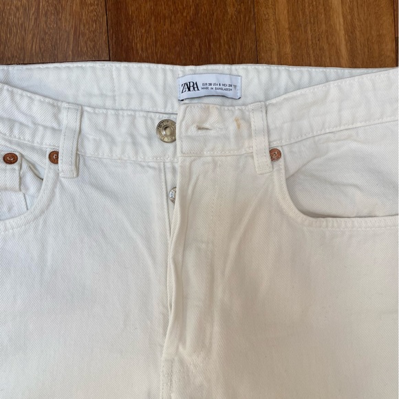 Zara High Rise Button-Up Straight Raw Hem-6 - Picture 2 of 5